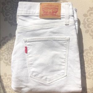 311 Shaping Skinny White Levi Jeans Embroidered